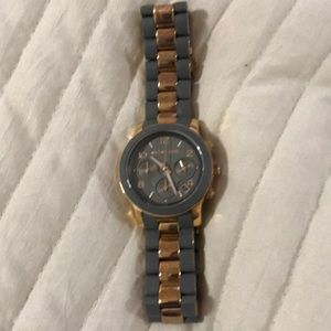 Micheal Kors rose gold/rubber watch